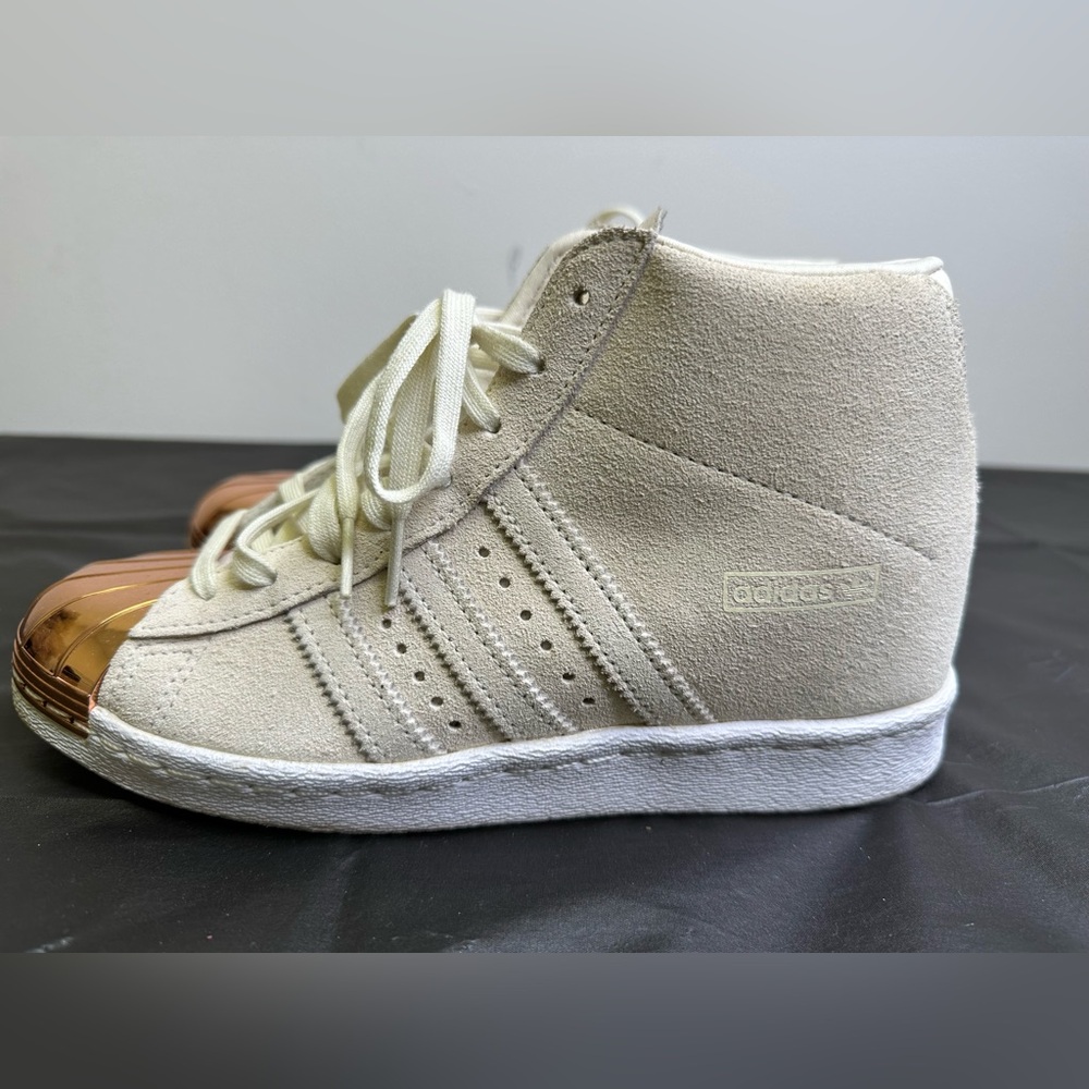 Adidas Superstar Rose Gold Metal Shell Toe Cream Suede Women Sneaker size 7 1/2